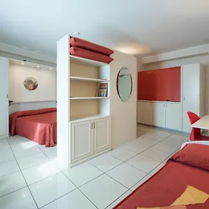  Aparthotel White Palace Italia